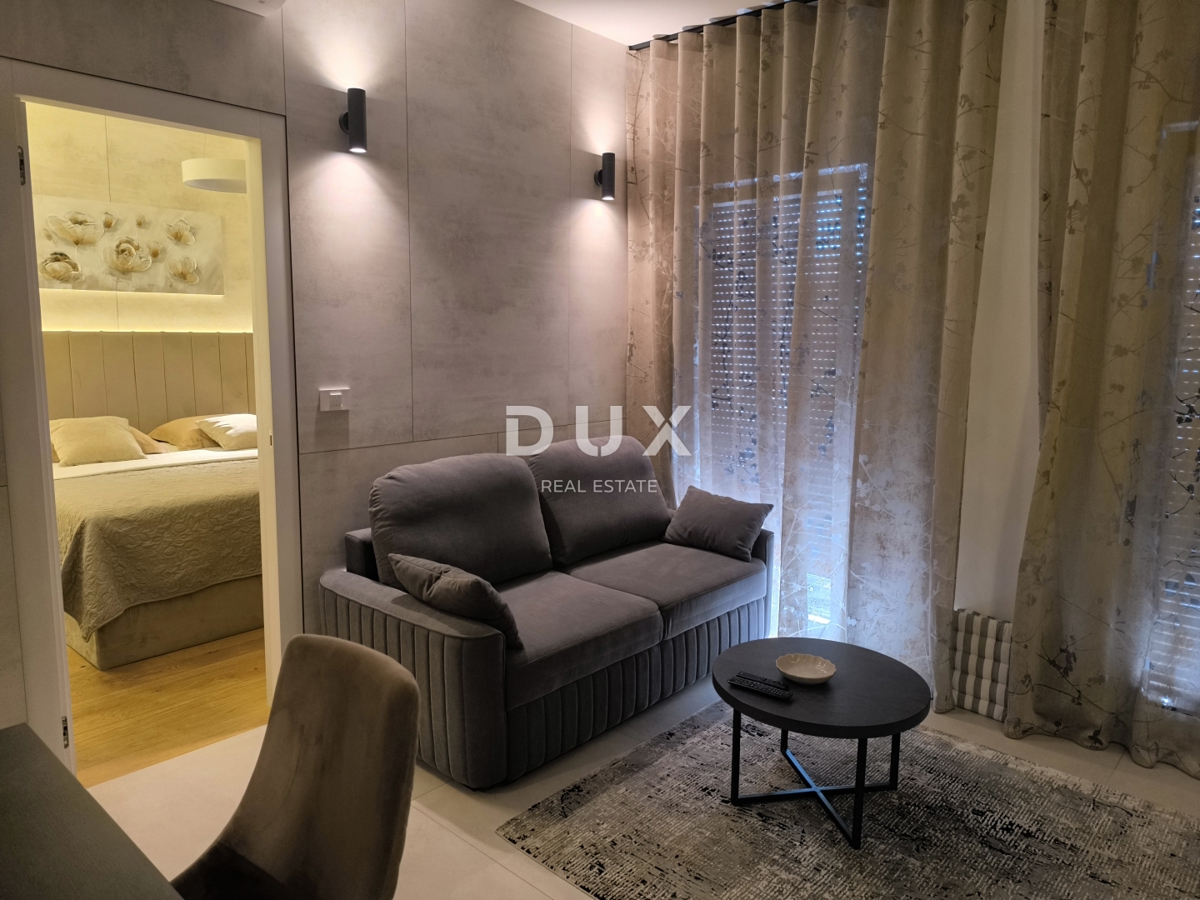 ISTRA, PULA - Luksuzno stanovanje z garažnim prostorom v centru mesta