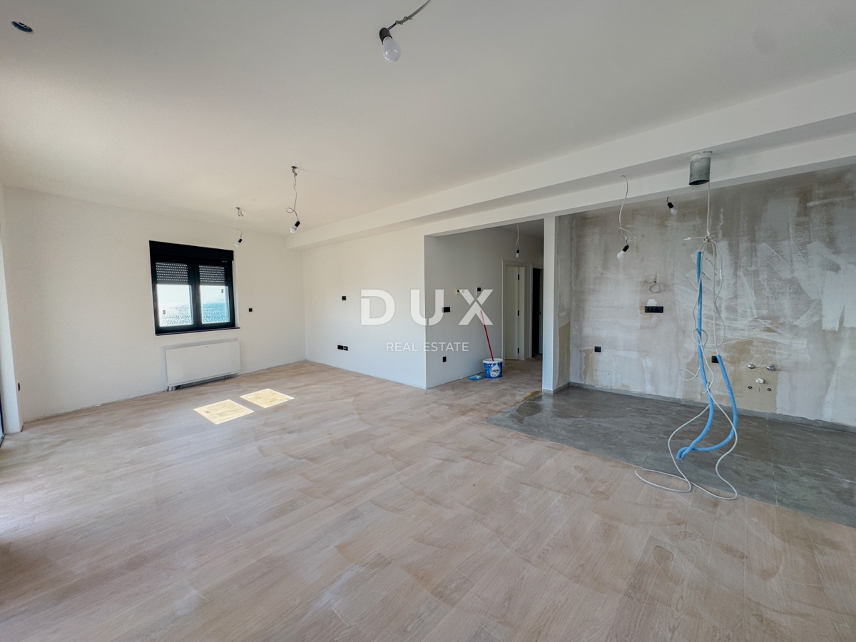 RIJEKA, KANTRIDA - 155 m2 veliko stanovanje v luksuzni novogradnji le 250 metrov od morja z garažo in panoramskim pogledom na morje