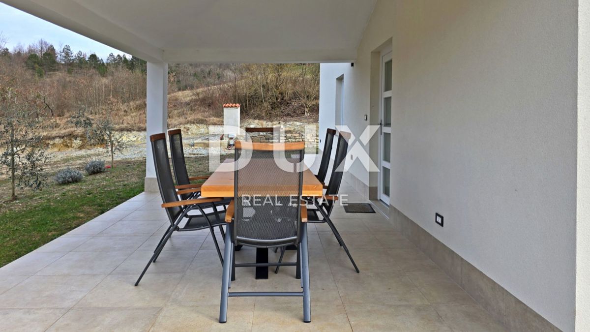 ISTRA, CEROVLJE - Hiša z bazenom