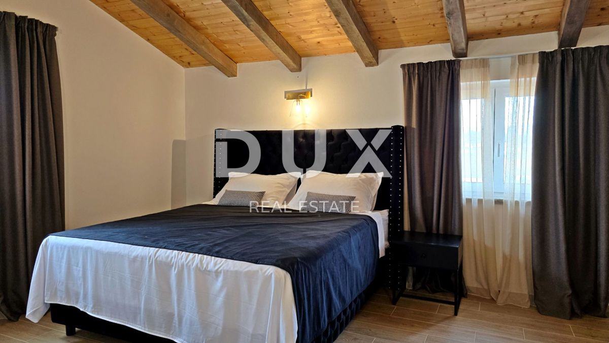 ISTRA, CEROVLJE - Hiša z bazenom