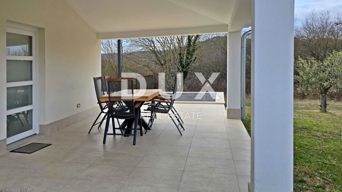 ISTRA, CEROVLJE - Hiša z bazenom