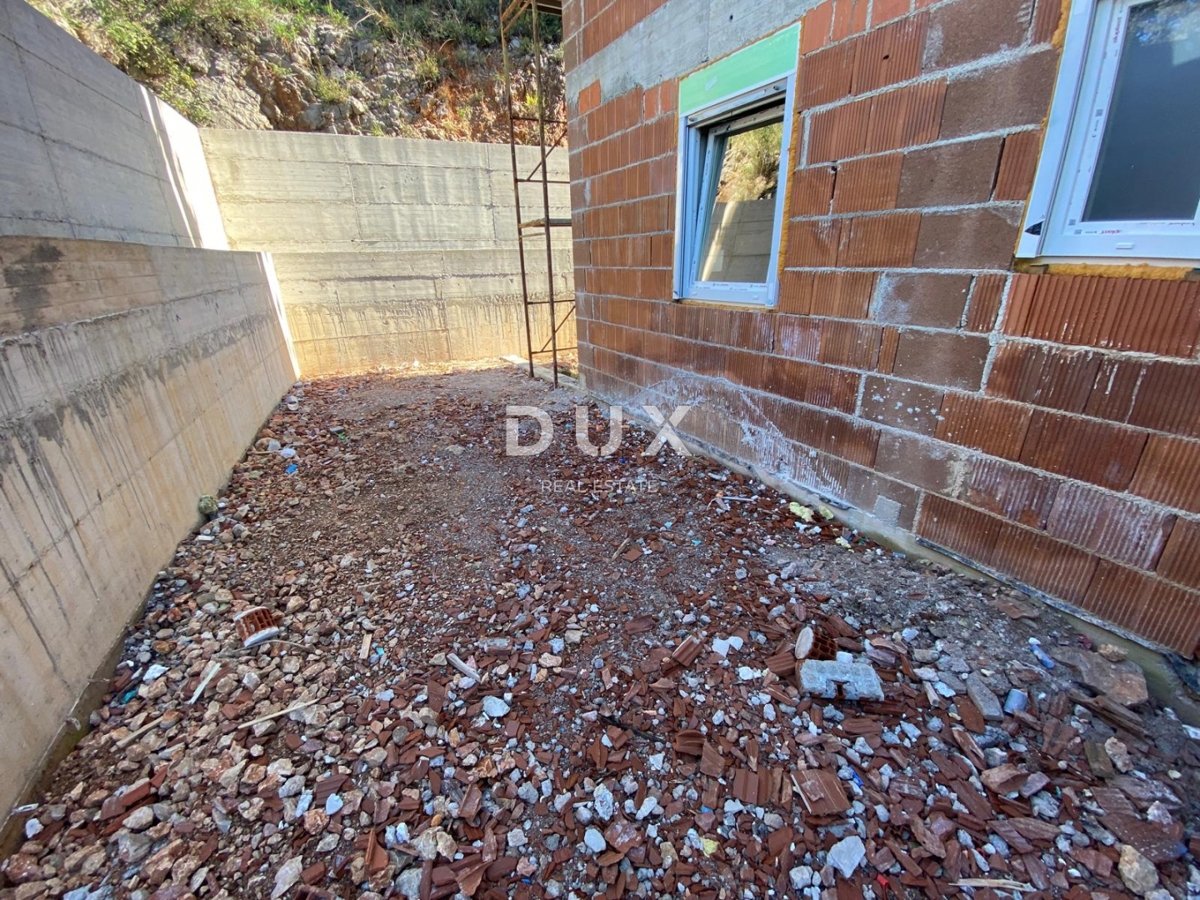 RIJEKA, DRENOVA - ekskluzivno stanovanje v NOVOGRADNJI v pritličju z vrtom + 2 parkirnima mestoma! PRILOŽNOST!