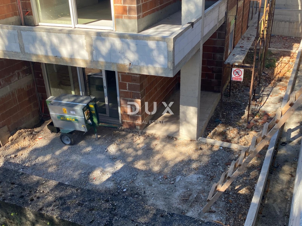 RIJEKA, DRENOVA - ekskluzivno stanovanje v NOVOGRADNJI v pritličju z vrtom + 2 parkirnima mestoma! PRILOŽNOST!