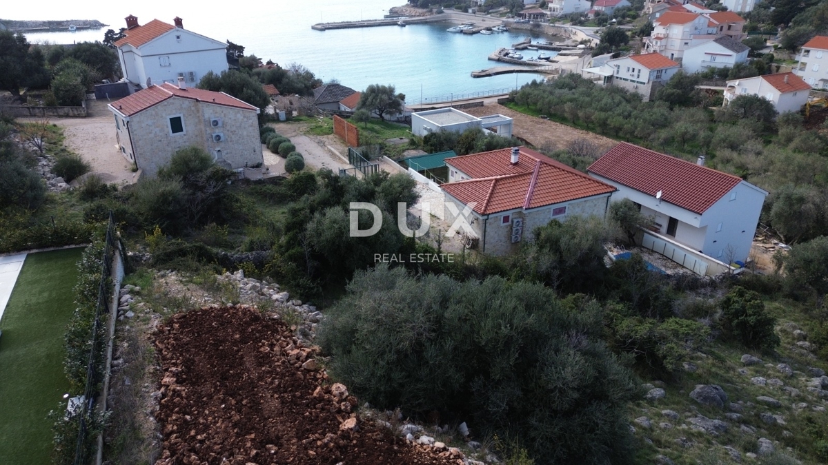 OTOK PAG, JAKIŠNICA - luksuzno 2-sobno stanovanje na vrhunski lokaciji