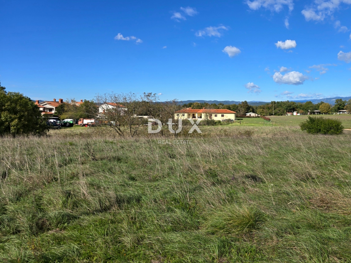 ISTRA, LABIN - Urbanizirano gradbeno zemljišče