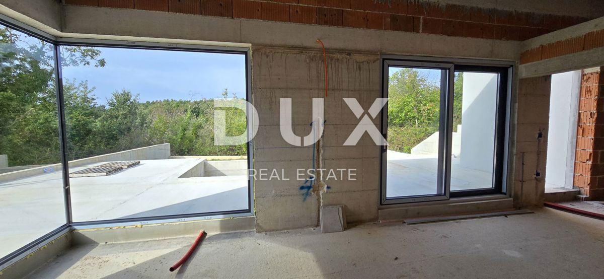 ISTRA, BARBAN - Dvojček hiše z bazenom na robu vasi