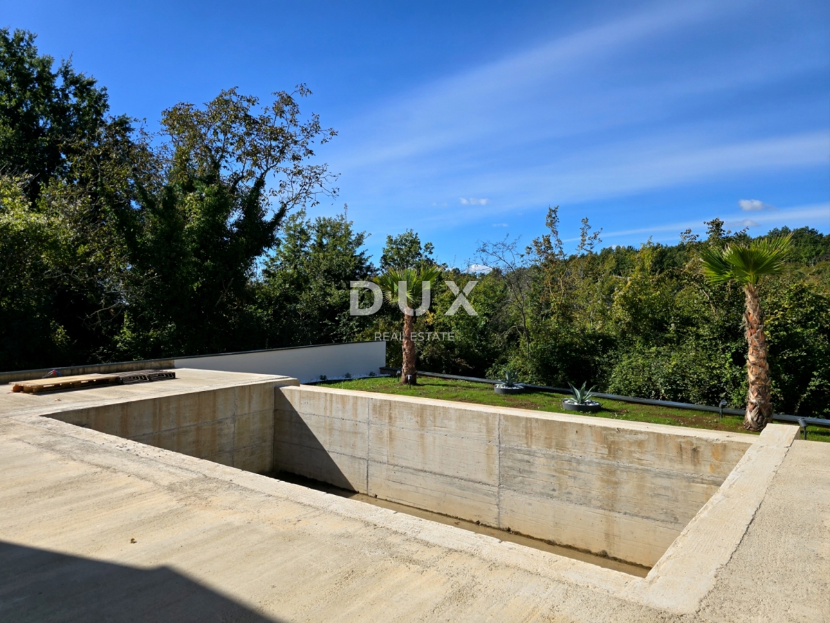 ISTRA, BARBAN - Dvojček hiše z bazenom na robu vasi