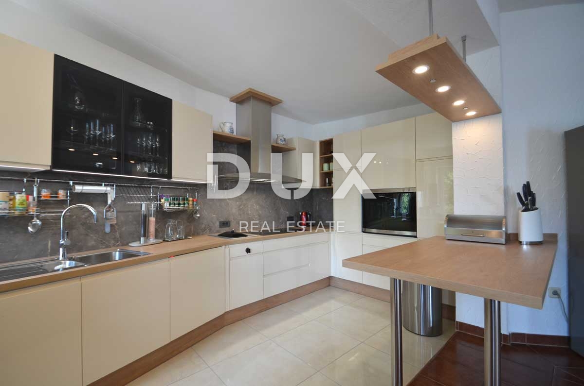 OPATIJA, BREGI - vila s panoramskim razgledom na morje in velikim vrtom! PRILOŽNOST!