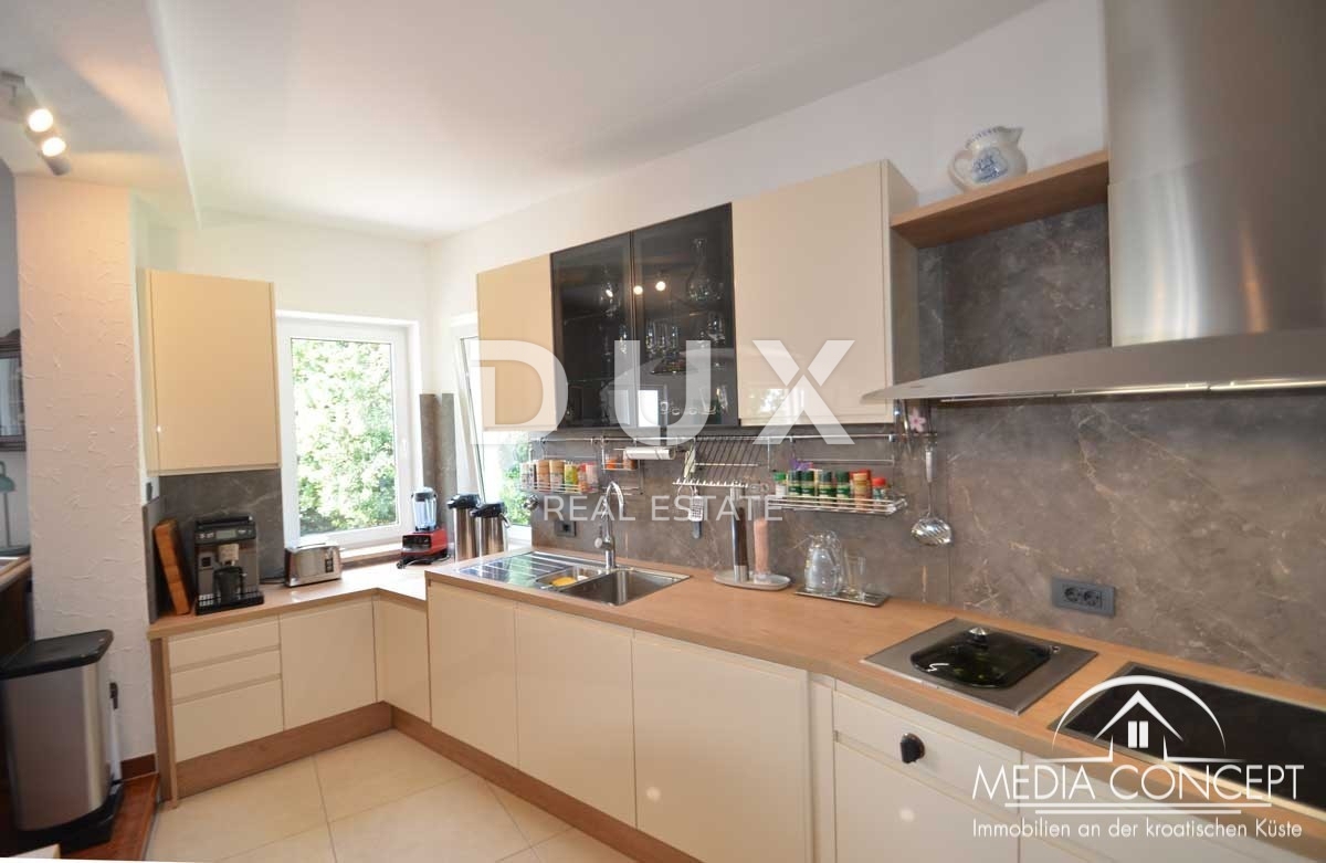 OPATIJA, BREGI - vila s panoramskim razgledom na morje in velikim vrtom! PRILOŽNOST!