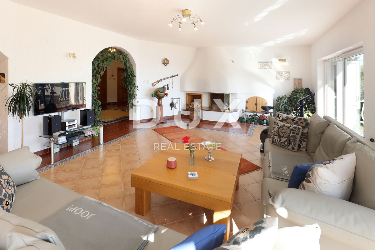 OPATIJA, BREGI - vila s panoramskim razgledom na morje in velikim vrtom! PRILOŽNOST!