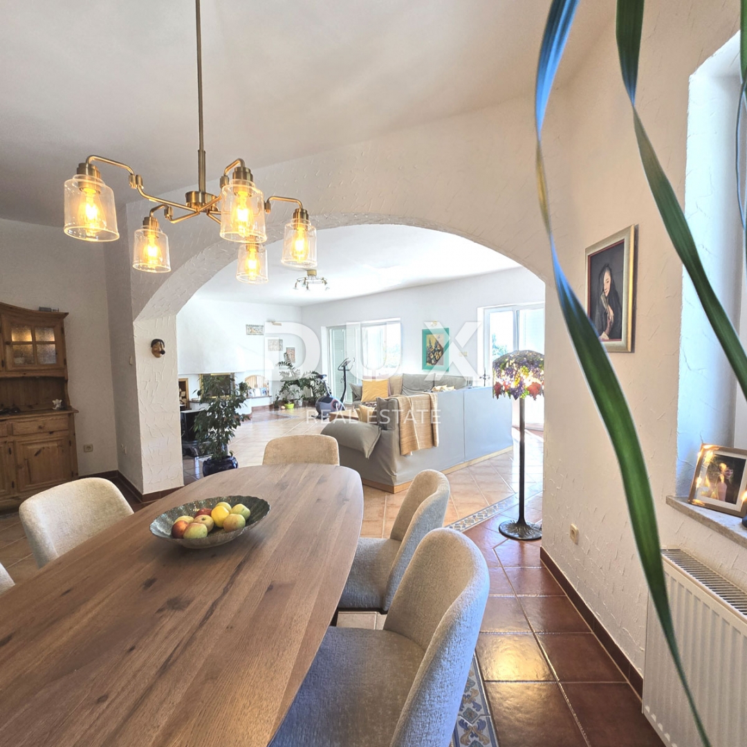 OPATIJA, BREGI - vila s panoramskim razgledom na morje in velikim vrtom! PRILOŽNOST!