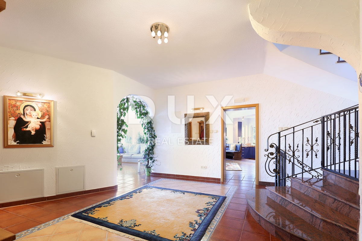 OPATIJA, BREGI - vila s panoramskim razgledom na morje in velikim vrtom! PRILOŽNOST!