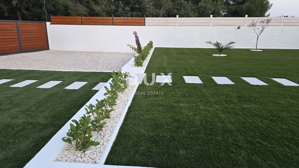 ISTRA, POMER - legalizirana hiša le 600m od morja!