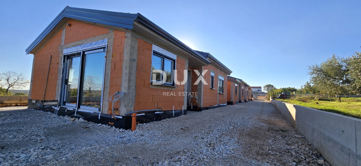 ISTRA, POREČ - Enonadstropna hiša, kombinacija narave in modernosti