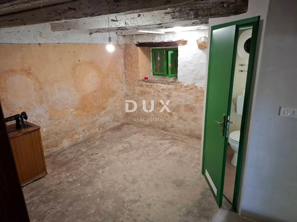 ISTRA, LANIŠĆE - Kamnita hiša delno prenovljena