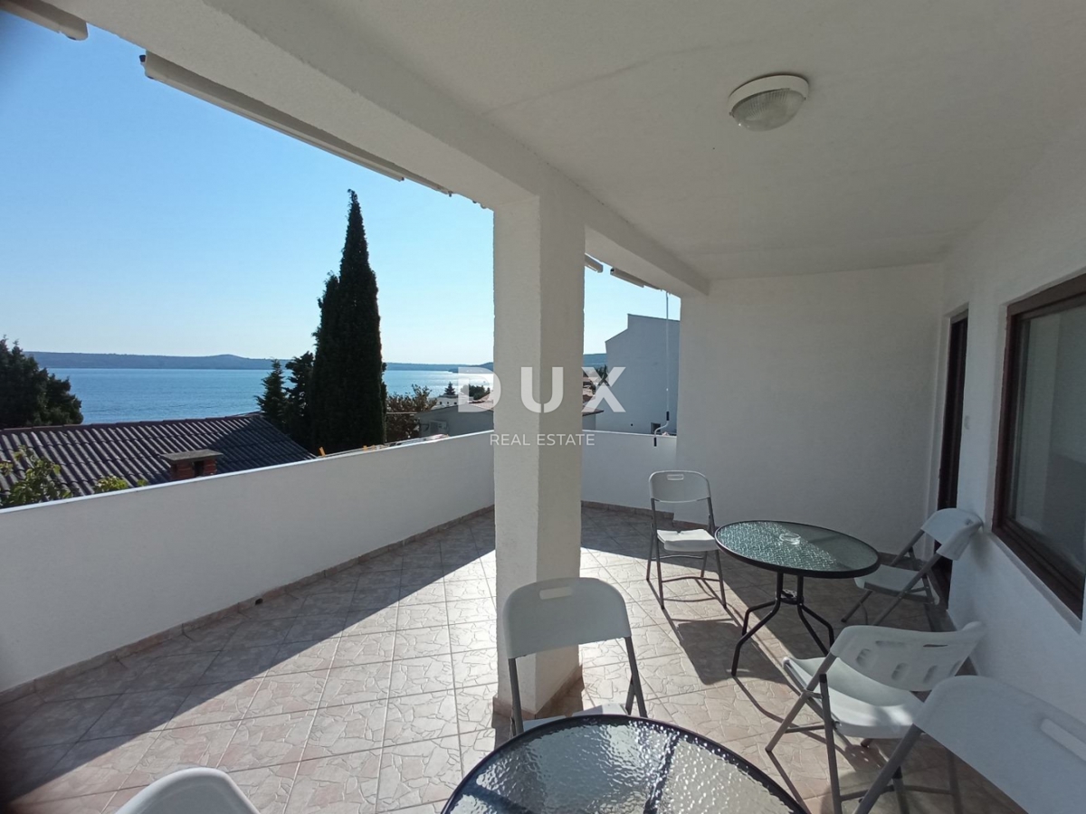 ZADAR, MASLENICA - Stanovanjsko-turistični objekt, 170 m od morja