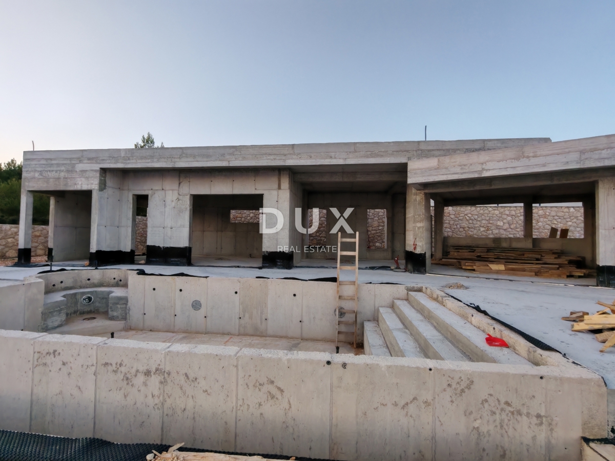 ZADAR, POSEDARJE - Čudovita pritlična vila s panoramskim pogledom na morje! B