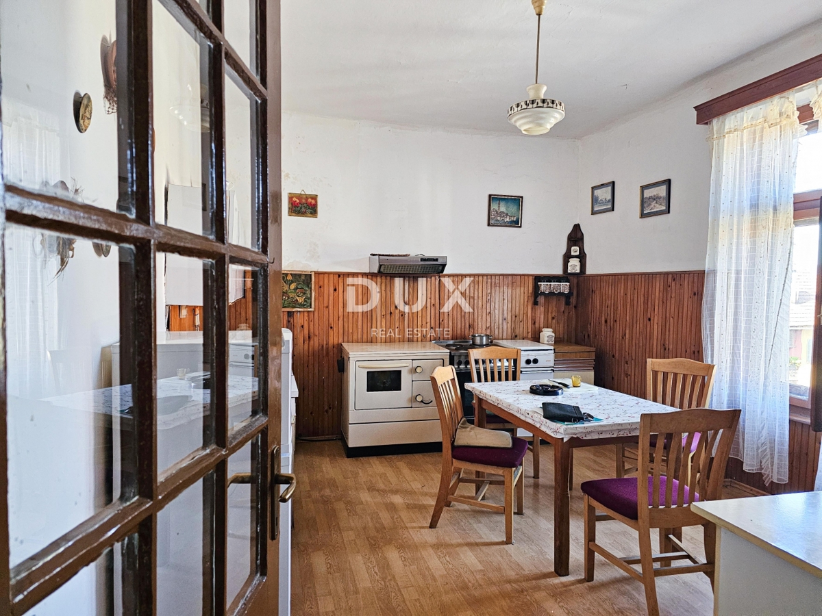 GORSKI KOTAR, VRBOVSKO - Stanovanje v centru 78 m2 s parkiriščem