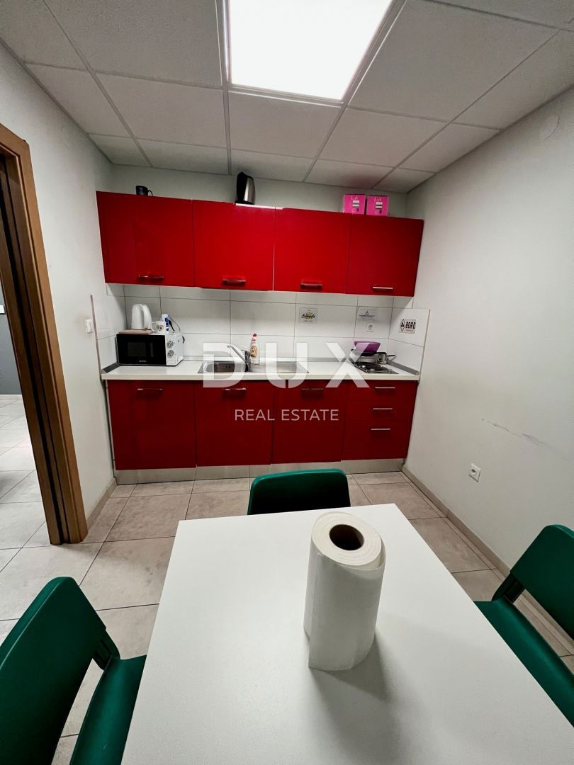 RIJEKA, KASTAV - poslovni prostor / poslovni prostor 368 m2, moderno opremljen!!!