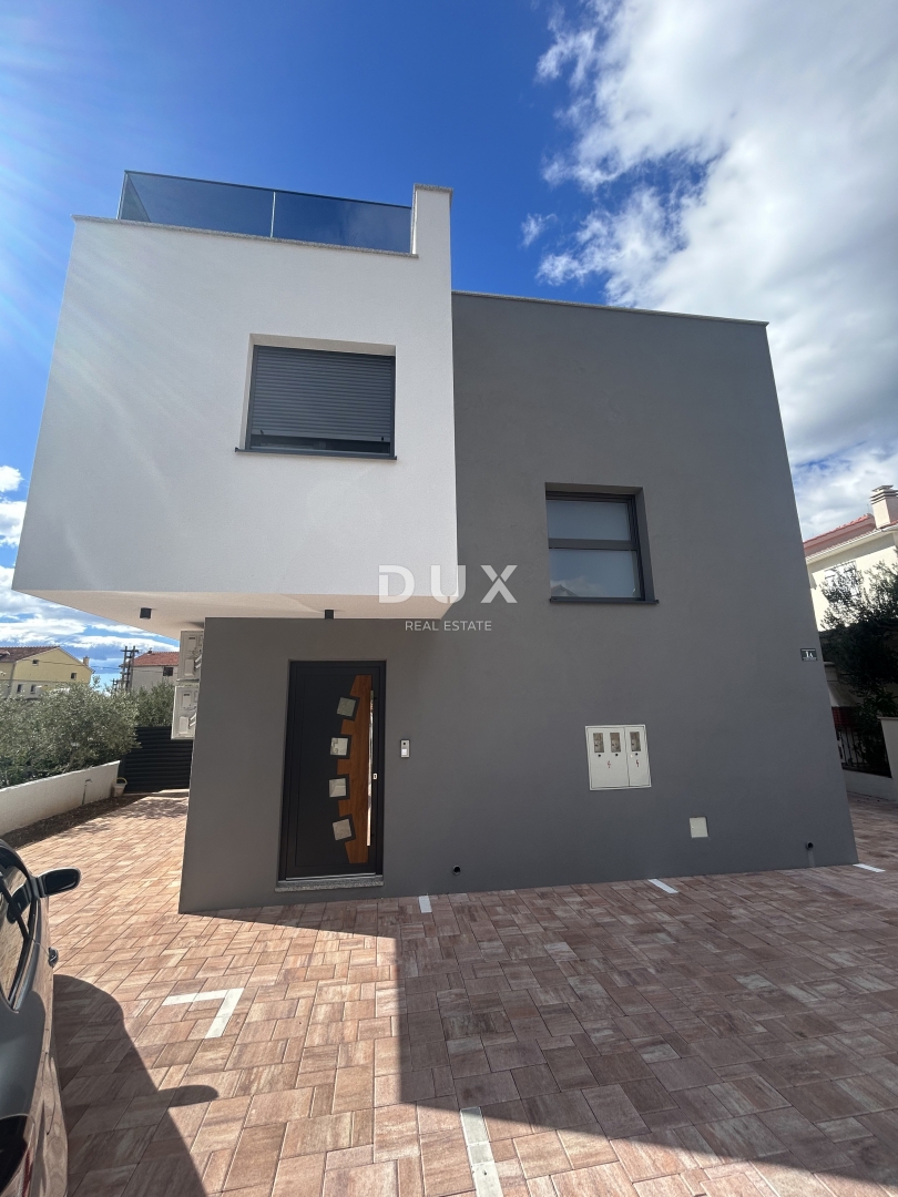 ŠIBENIK, VODICE – Luksuzno dupleks stanovanje na atraktivni lokaciji, 200 m od plaže