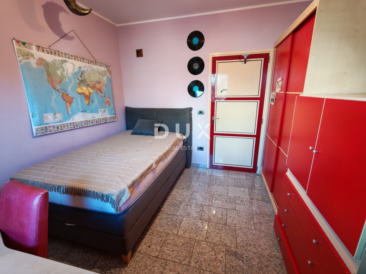 ISTRA, BALE - Prostorna vila z bazenom in dodatno kamnito hišo za goste