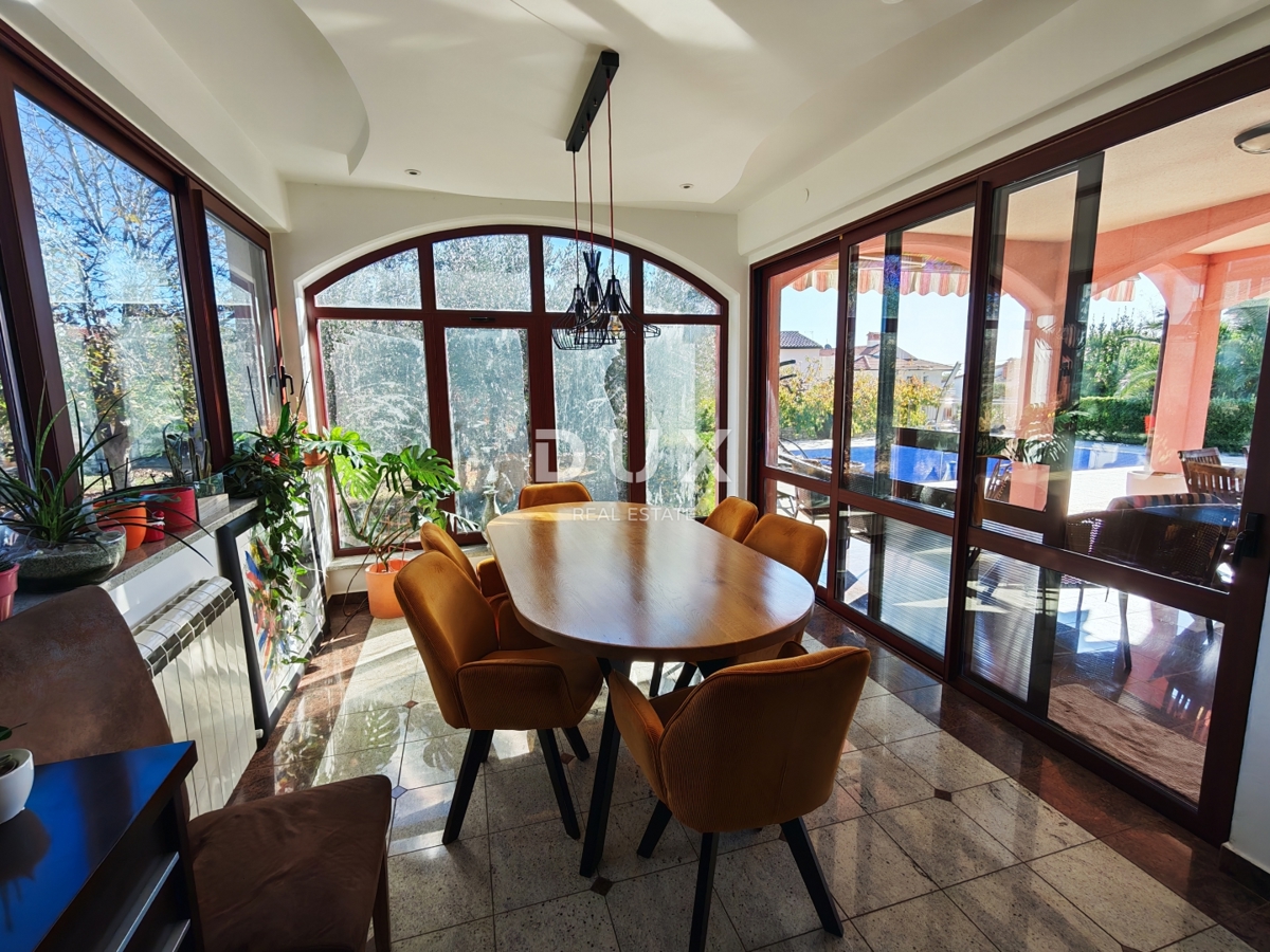 ISTRA, BALE - Prostorna vila z bazenom in dodatno kamnito hišo za goste