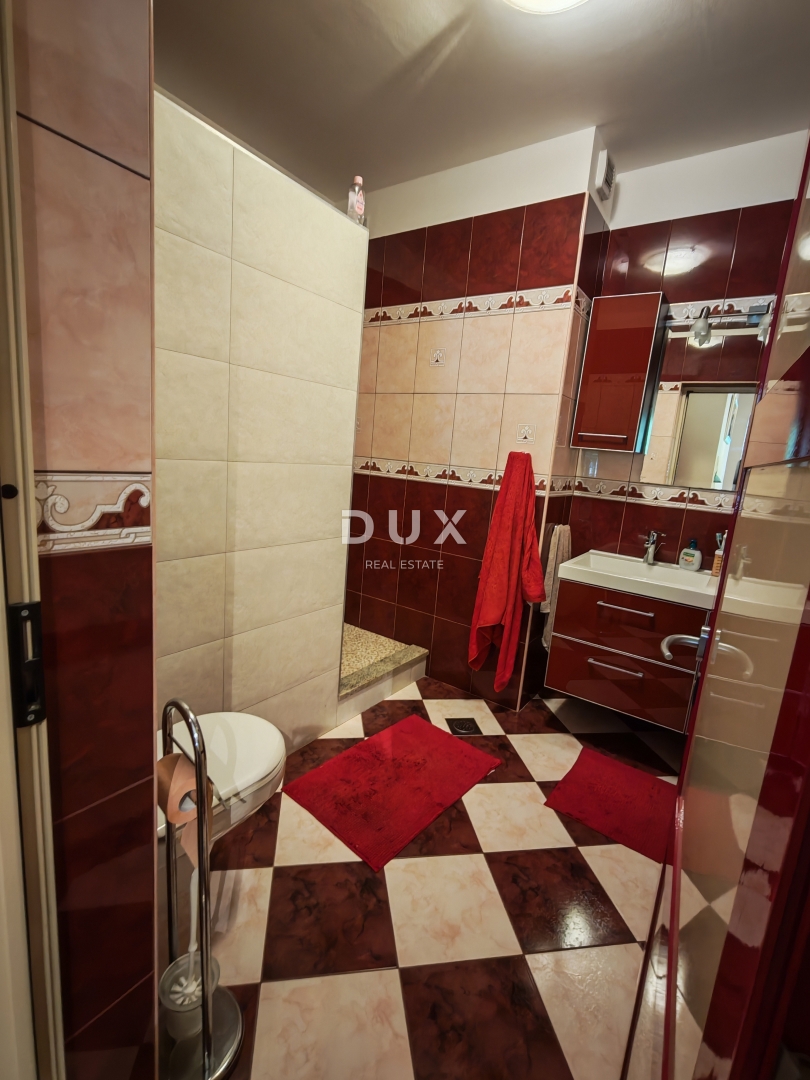 ISTRA, BALE - Prostorna vila z bazenom in dodatno kamnito hišo za goste