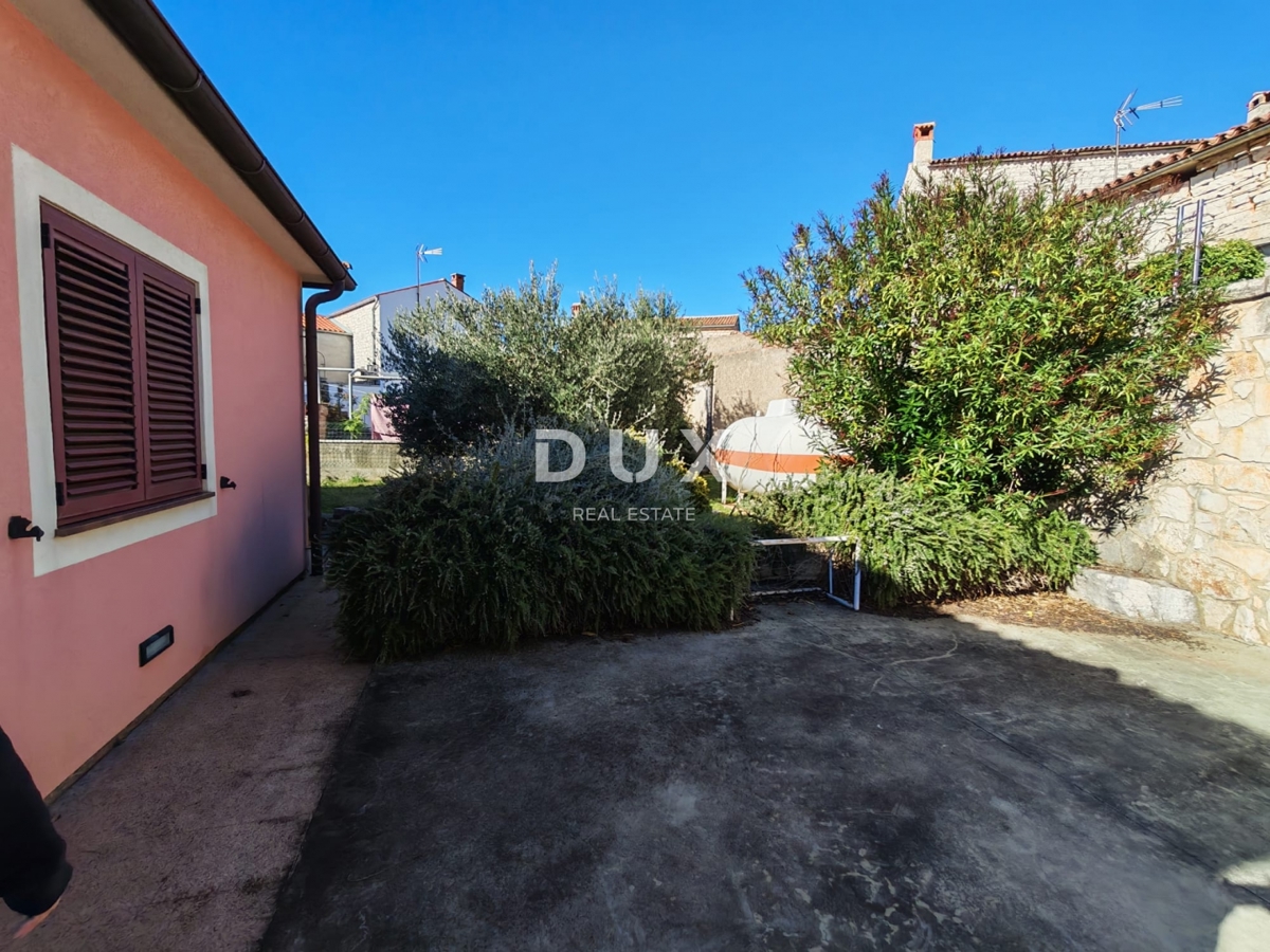 ISTRA, BALE - Prostorna vila z bazenom in dodatno kamnito hišo za goste