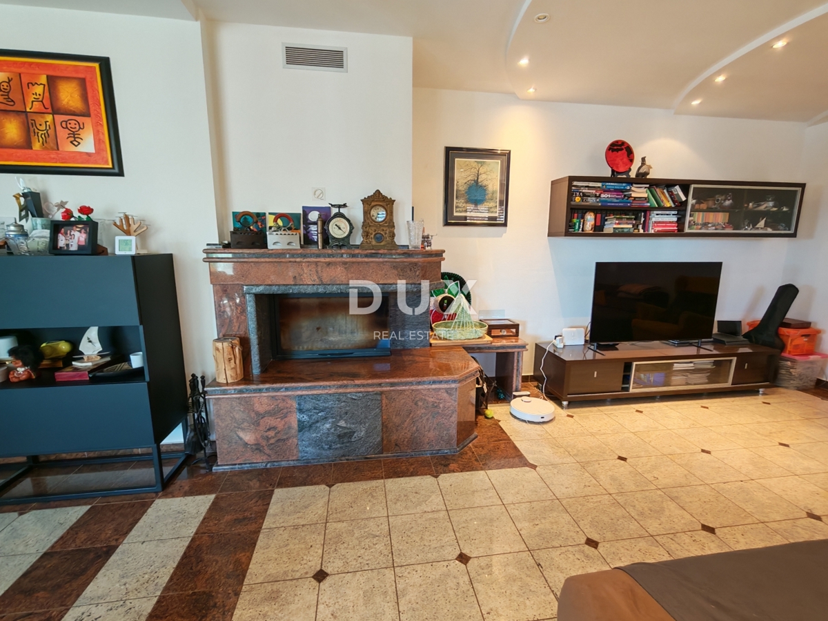 ISTRA, BALE - Prostorna vila z bazenom in dodatno kamnito hišo za goste