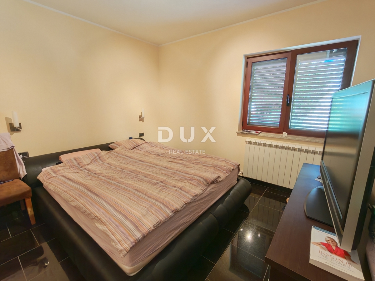 ISTRA, BALE - Prostorna vila z bazenom in dodatno kamnito hišo za goste