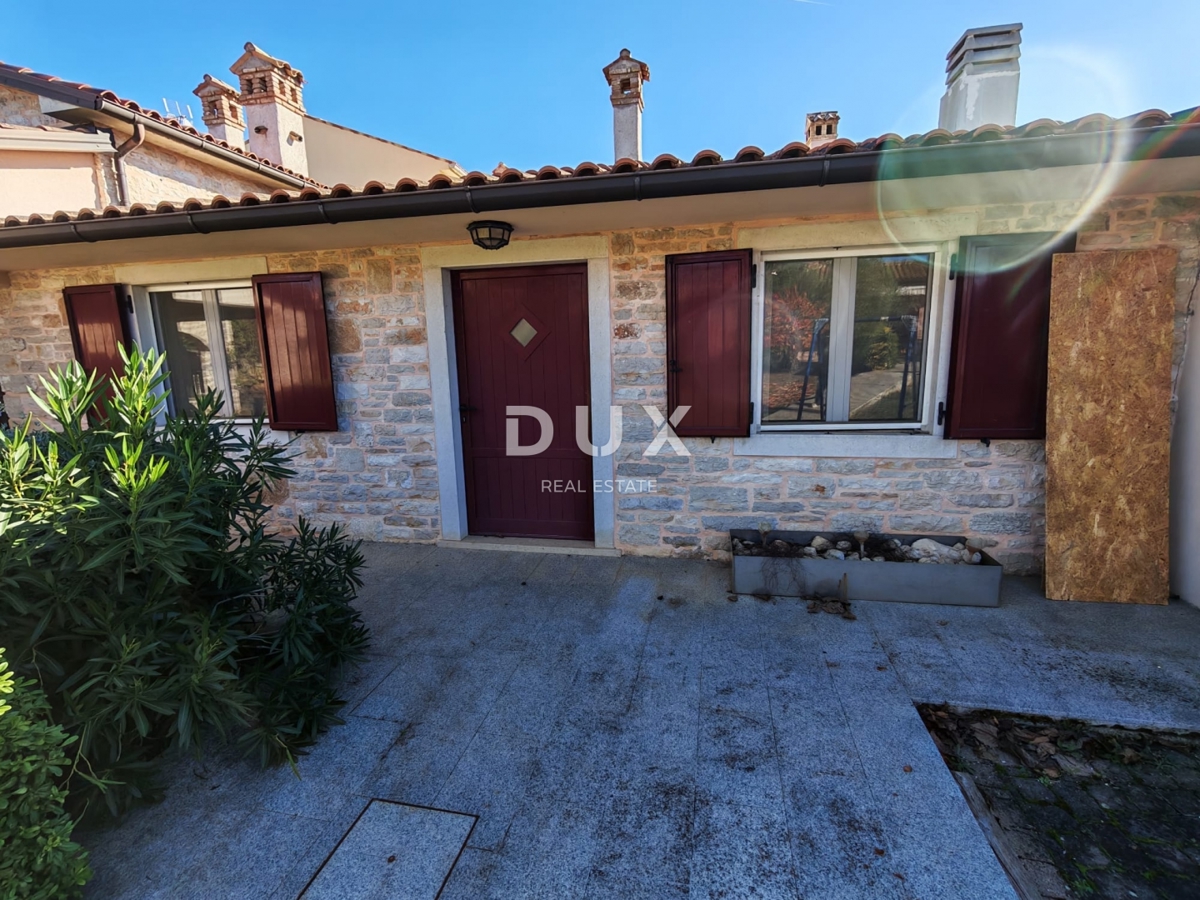 ISTRA, BALE - Prostorna vila z bazenom in dodatno kamnito hišo za goste