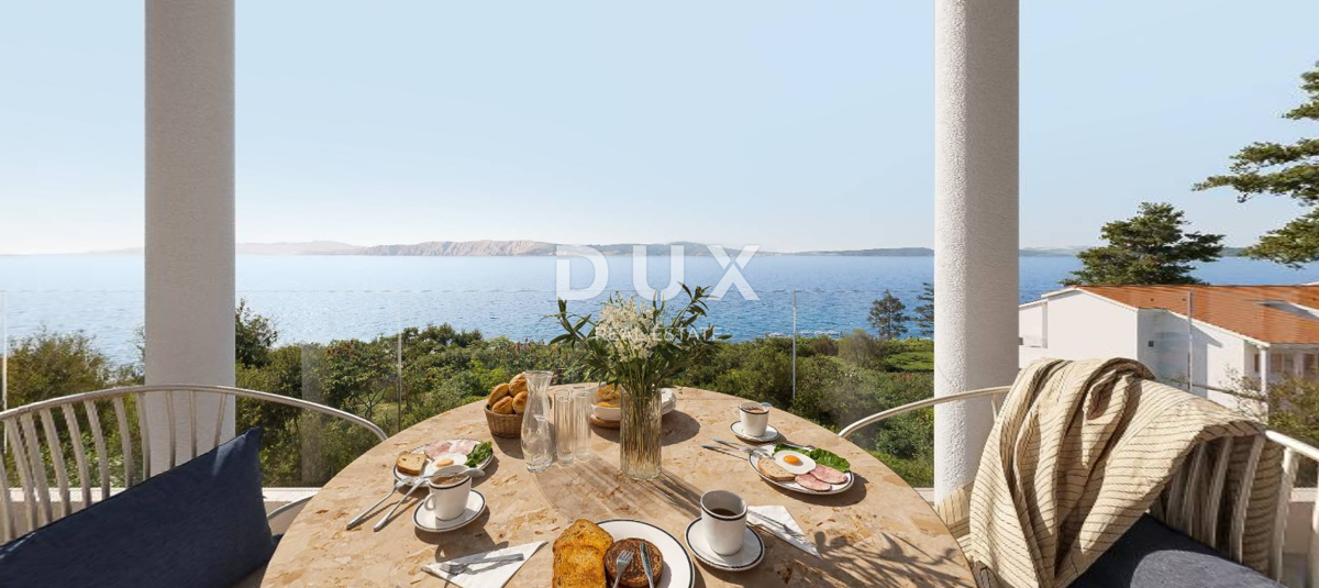 NOVI VINODOLSKI - Penthouse v prvi vrsti do morja s hotelsko ponudbo