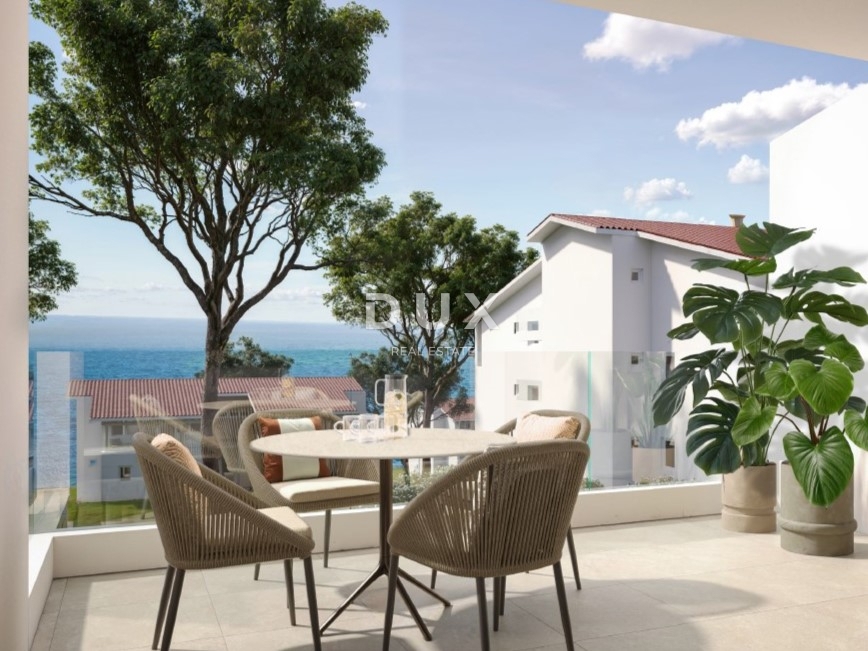 NOVI VINODOLSKI – 53 m² veliko stanovanje v ekskluzivnem letovišču, prva vrsta ob morju z zasebno plažo