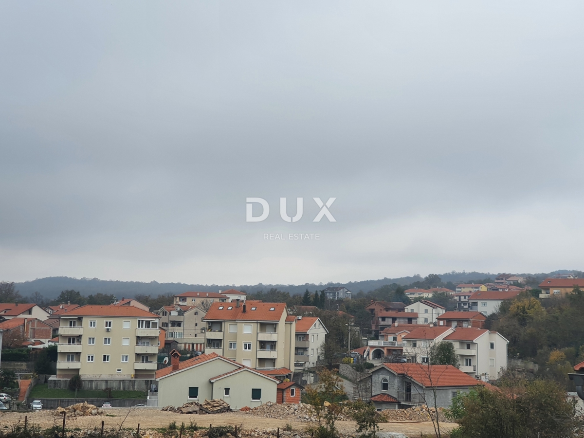 VIŠKOVO, MARČELJI - zemljišče z dovoljenjem za stanovanjsko stavbo/hišo s 3 stanovanji