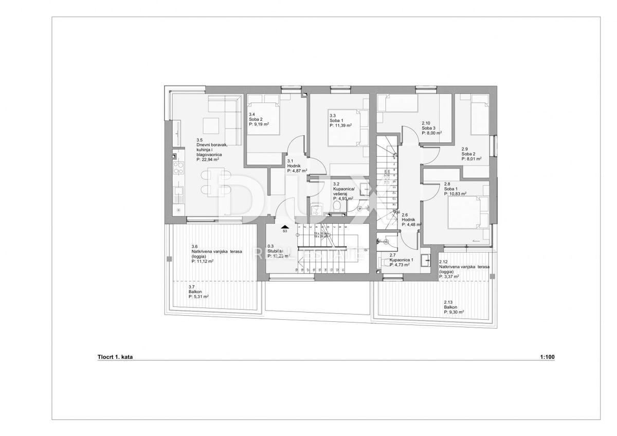OTOK PAG, POVLJANA – Prostorno dvonadstropno stanovanje z vrtom v novogradnji