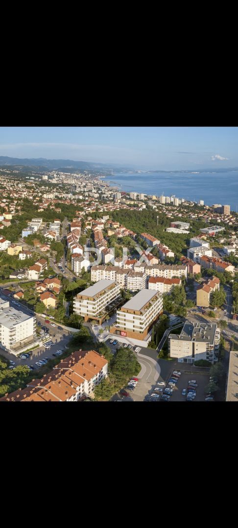 RIJEKA, SRDOČI - 2 spalnici + dnevna soba v moderni novogradnji z garažo in pogledom na morje