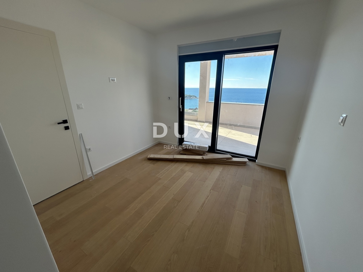 PRIMOŠTEN, DOLAC – NOVOGRADNJA! Penthouse s čudovitim pogledom na morje! PRILOŽNOST!