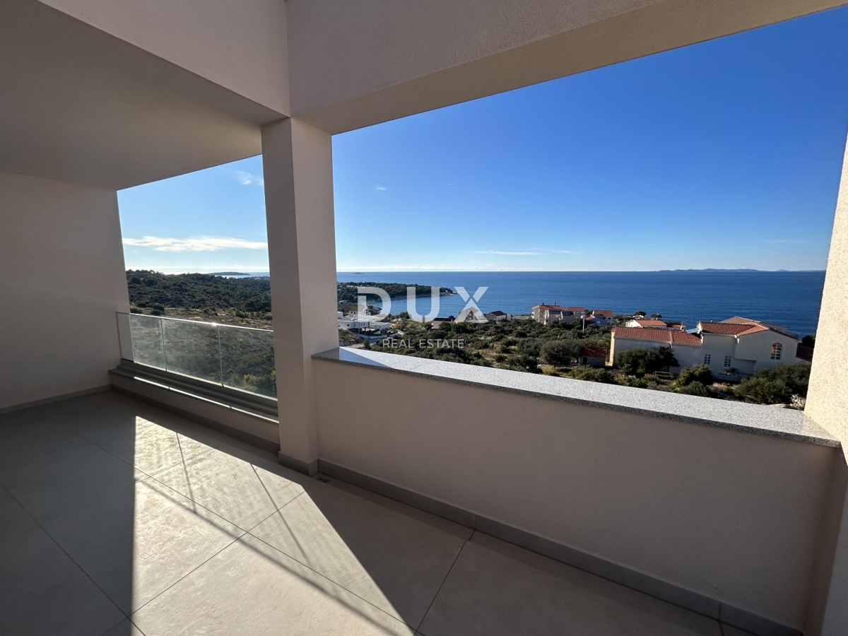 PRIMOŠTEN, DOLAC – NOVOGRADNJA! Penthouse s čudovitim pogledom na morje! PRILOŽNOST!