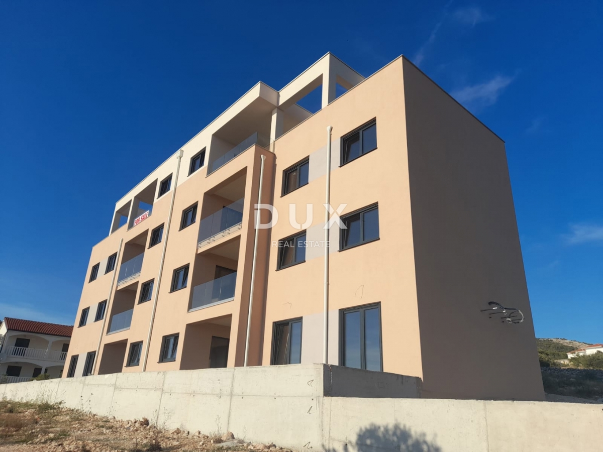 PRIMOŠTEN, DOLAC – NOVOGRADNJA! Penthouse s čudovitim pogledom na morje! PRILOŽNOST!