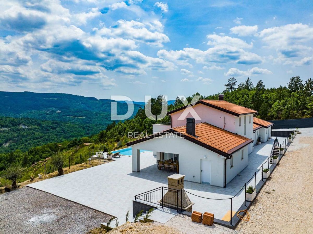 ISTRA, CEROVLJE - Hipokratova hacienda s športnim igriščem! REDKO!