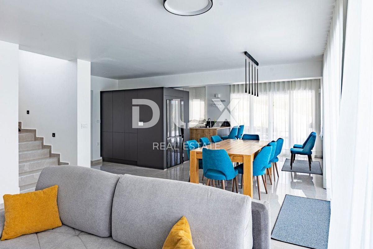 ISTRA, CEROVLJE - Hipokratova hacienda s športnim igriščem! REDKO!