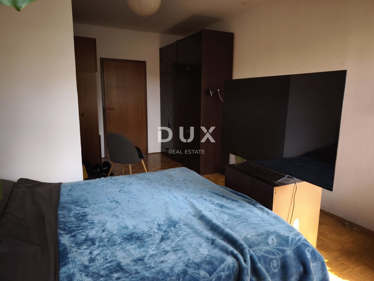 ISTRA, PAZIN - PRILOŽNOST! Prostorno trisobno stanovanje velikosti 78 m² na odlični lokaciji!