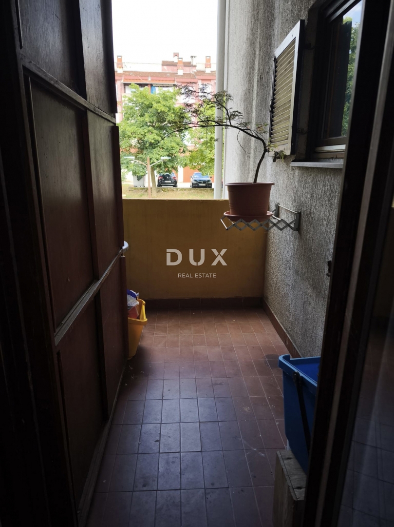 ISTRA, PAZIN - PRILOŽNOST! Prostorno trisobno stanovanje velikosti 78 m² na odlični lokaciji!