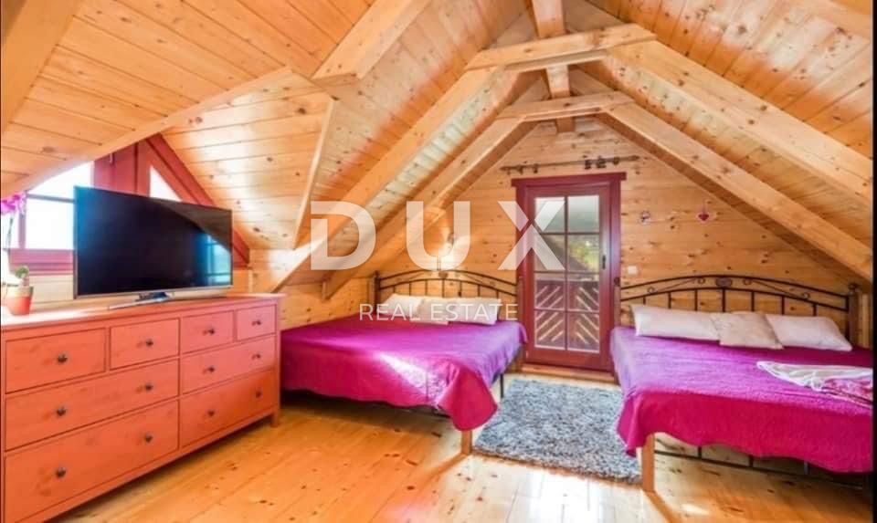 OTOČAC, LIČKO LEŠČE - Hiša v naravi z bazenom