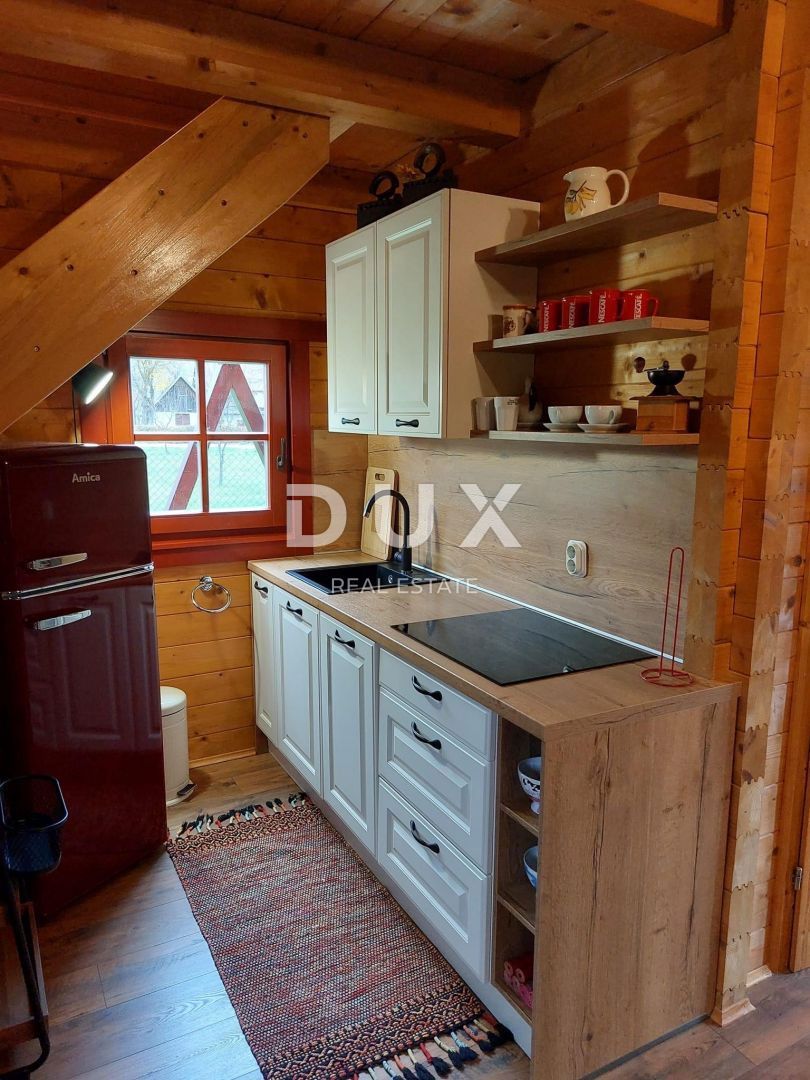 OTOČAC, LIČKO LEŠČE - Hiša v naravi z bazenom