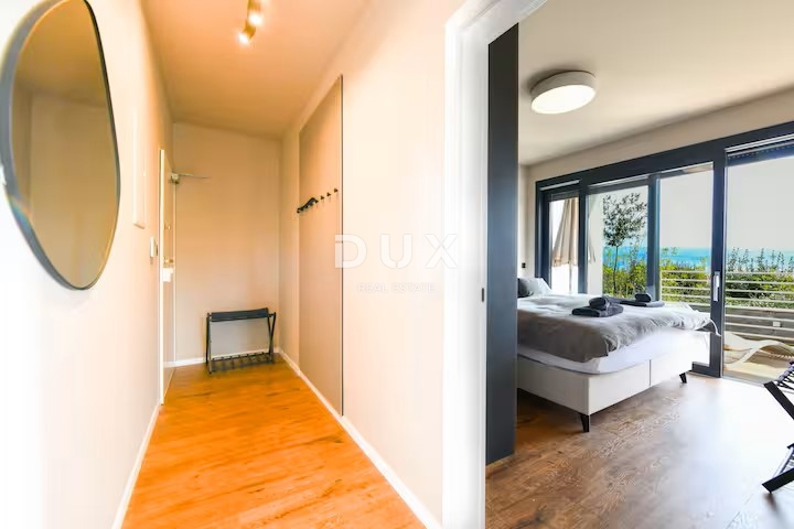 OPATIJA, OPRIĆ - stanovanje v novogradnji z vrtom in pogledom na morje