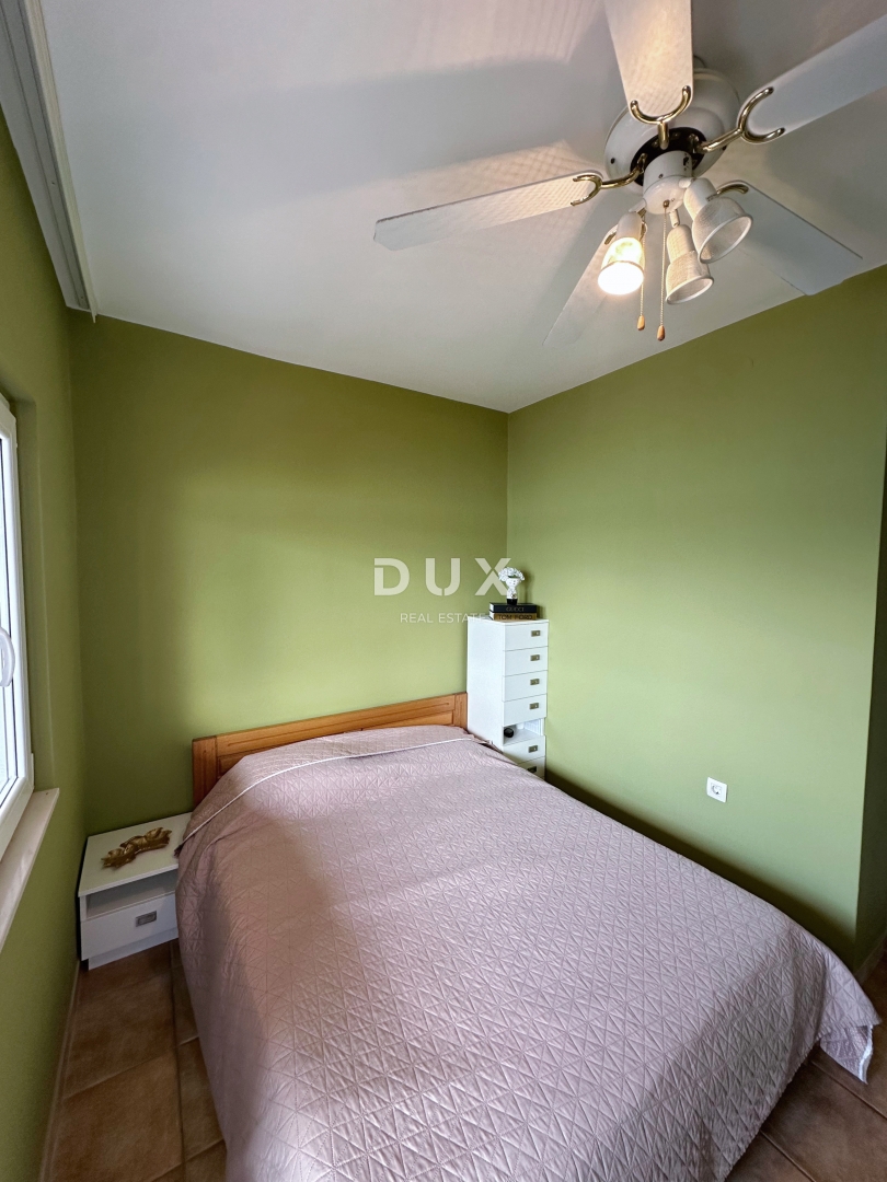 Hiša Zatoglav, Rogoznica, 400m2