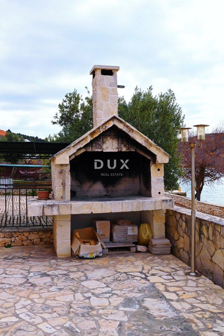 Hiša Zatoglav, Rogoznica, 400m2