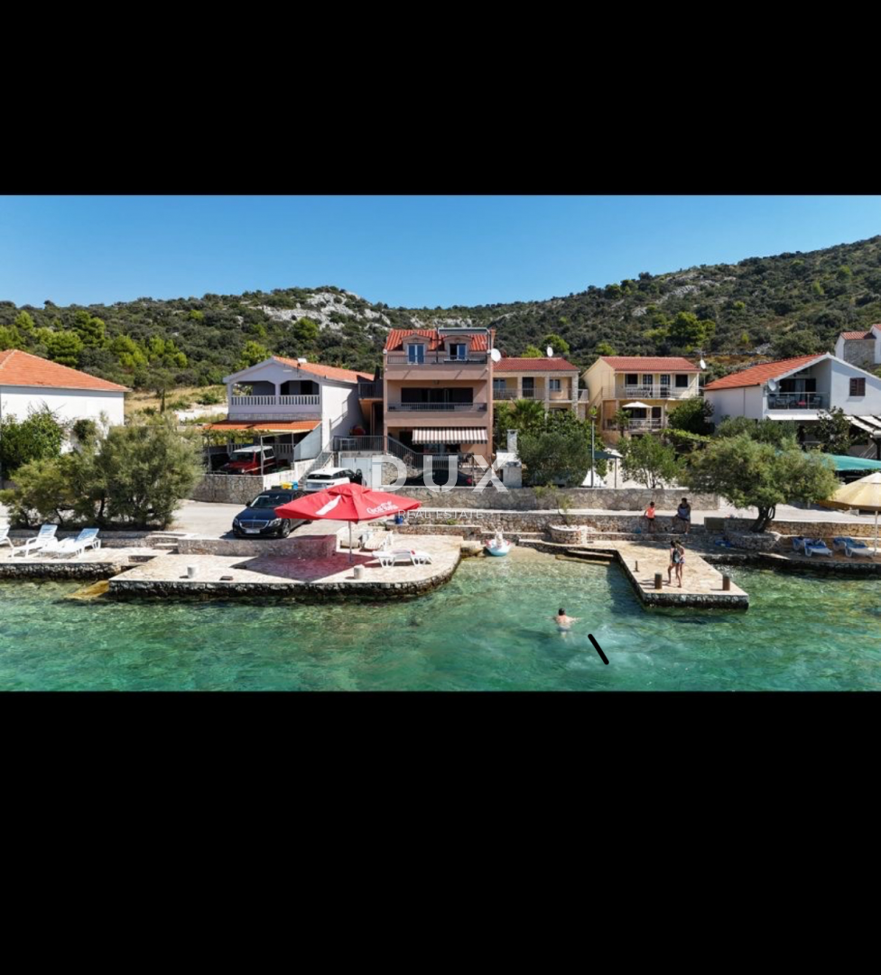 Hiša Zatoglav, Rogoznica, 400m2