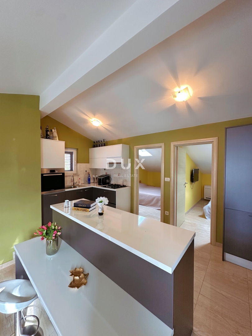 Hiša Zatoglav, Rogoznica, 400m2